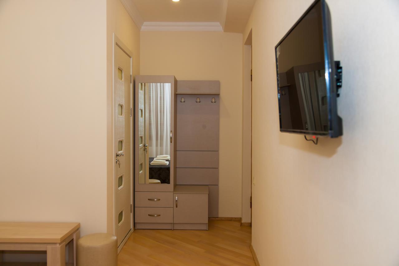 Holiday Rooms Tbilissi Extérieur photo