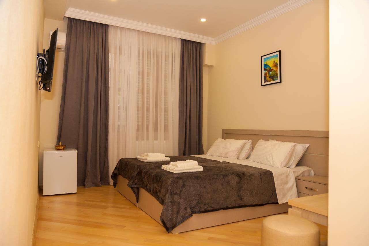 Holiday Rooms Tbilissi Extérieur photo