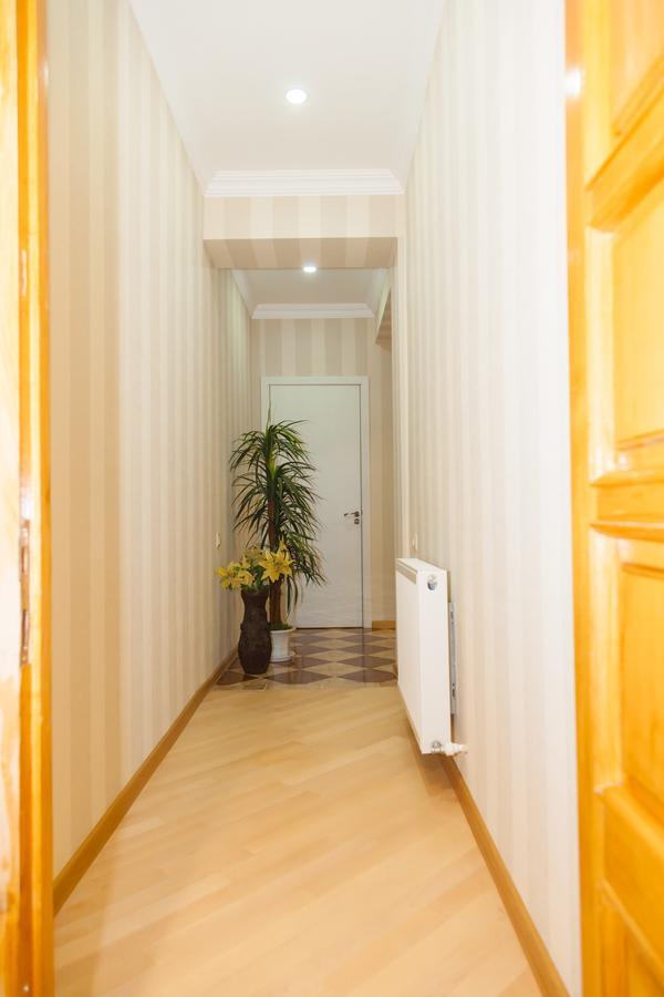 Holiday Rooms Tbilissi Extérieur photo
