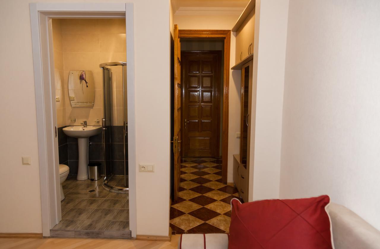 Holiday Rooms Tbilissi Extérieur photo