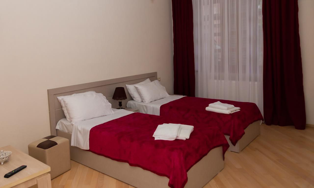 Holiday Rooms Tbilissi Extérieur photo
